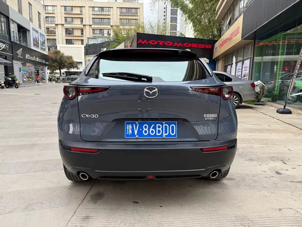 Mazda CX-30 — фото 4