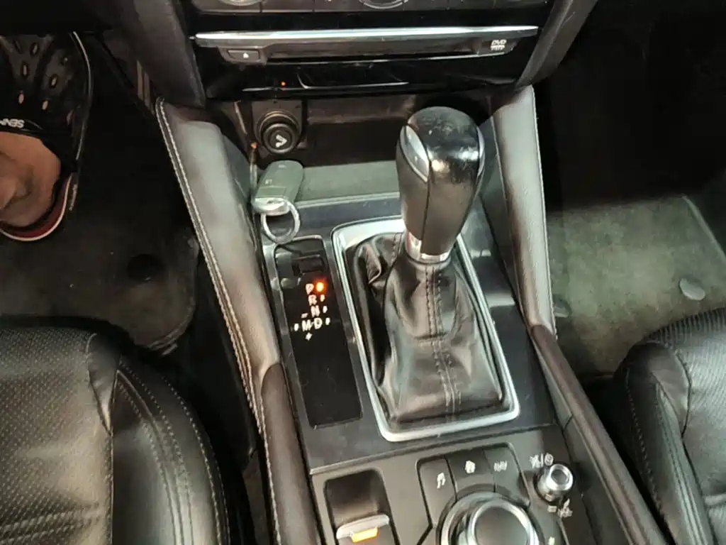 Mazda Atenza — фото 14