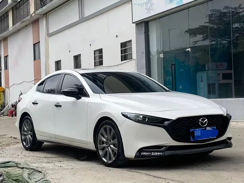 Mazda 3 Axela — фото 3