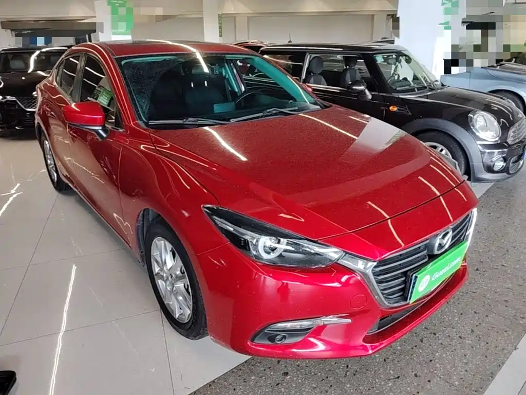 Mazda 3 Axela — фото 4
