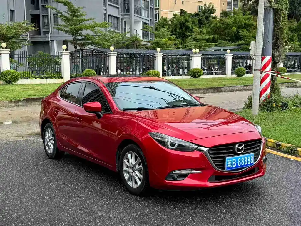 Mazda 3 Axela — фото 3