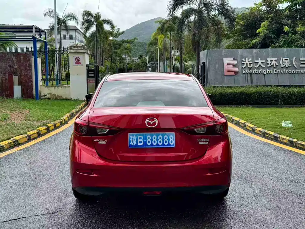Mazda 3 Axela — фото 8