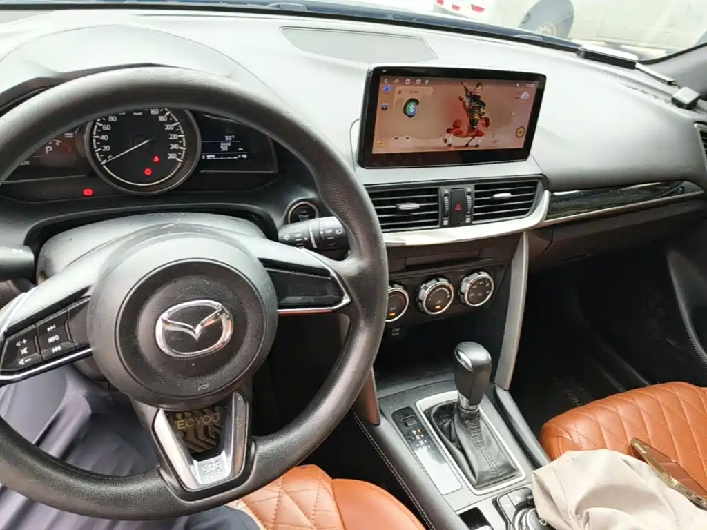 Mazda CX-4 — фото 10