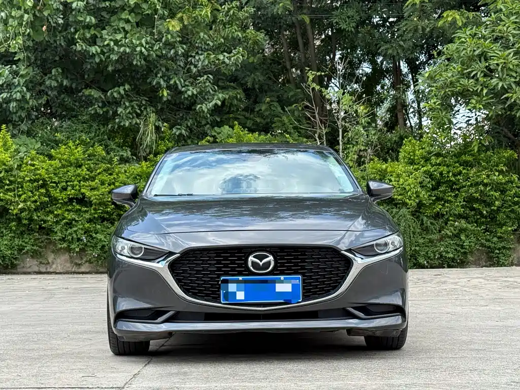 Mazda 3 Axela — фото 2
