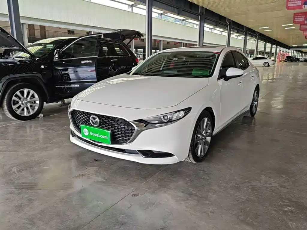 Mazda 3 Axela — фото 2