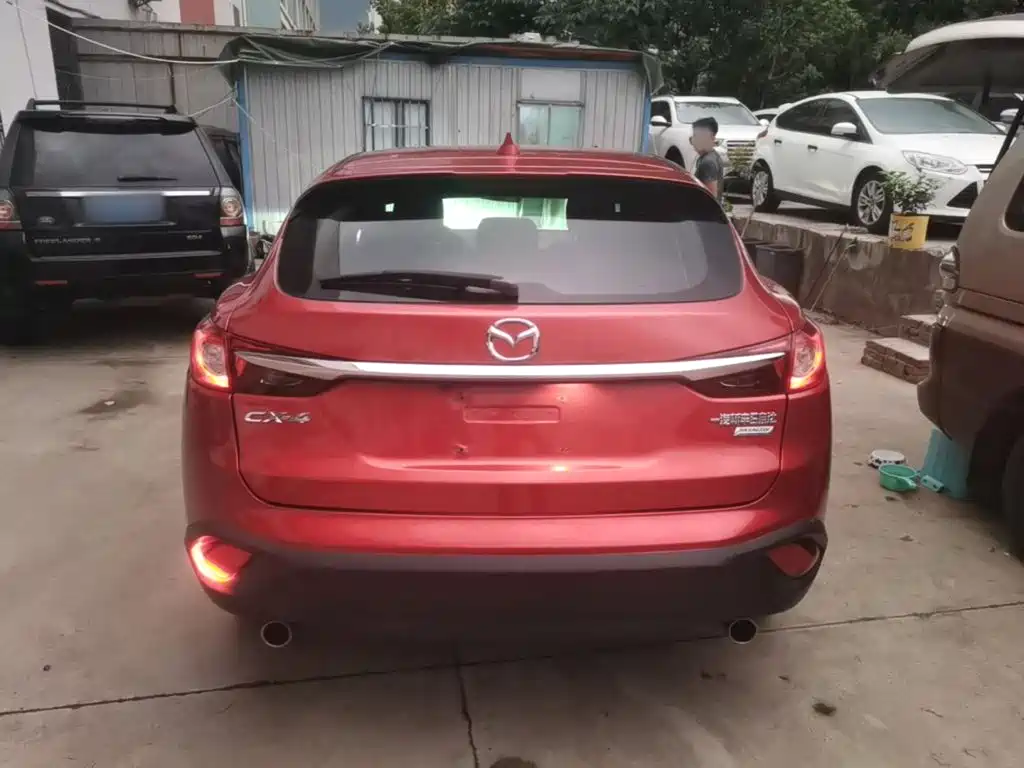 Mazda CX-4 — фото 6