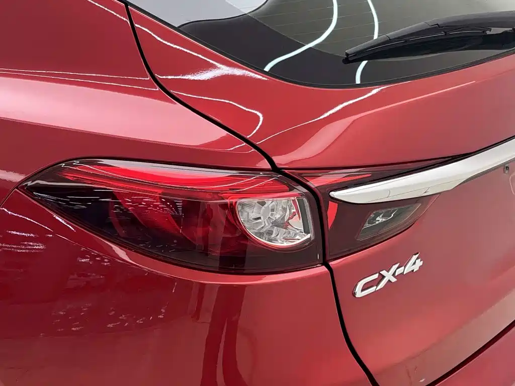 Mazda CX-4 — фото 7
