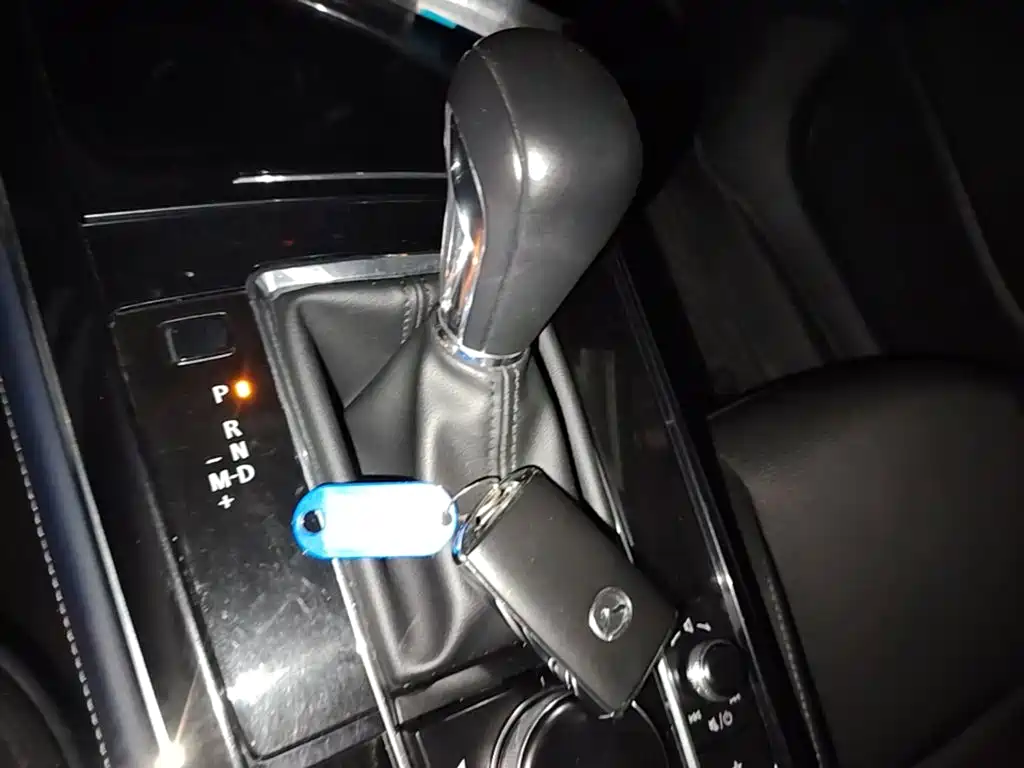 Mazda CX-30 — фото 14