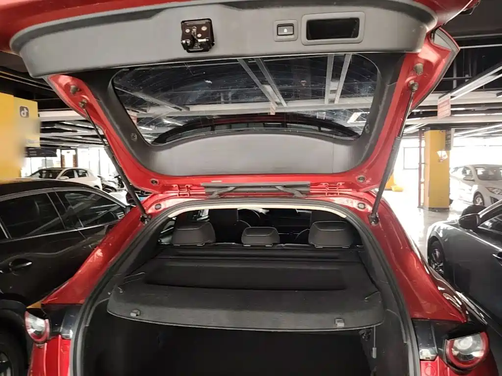Mazda CX-30 — фото 19
