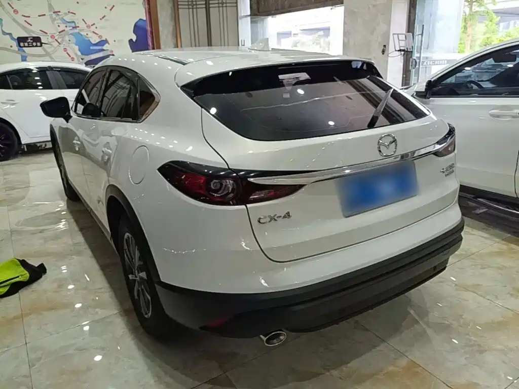 Mazda CX-4 — фото 5