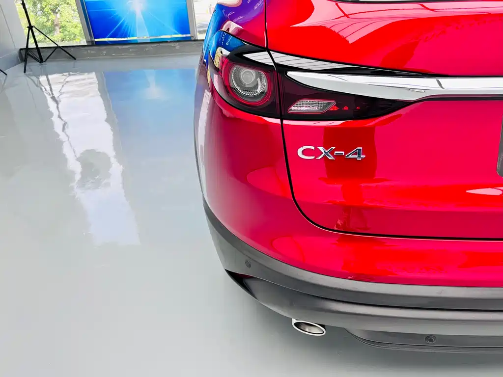 Mazda CX-4 — фото 7