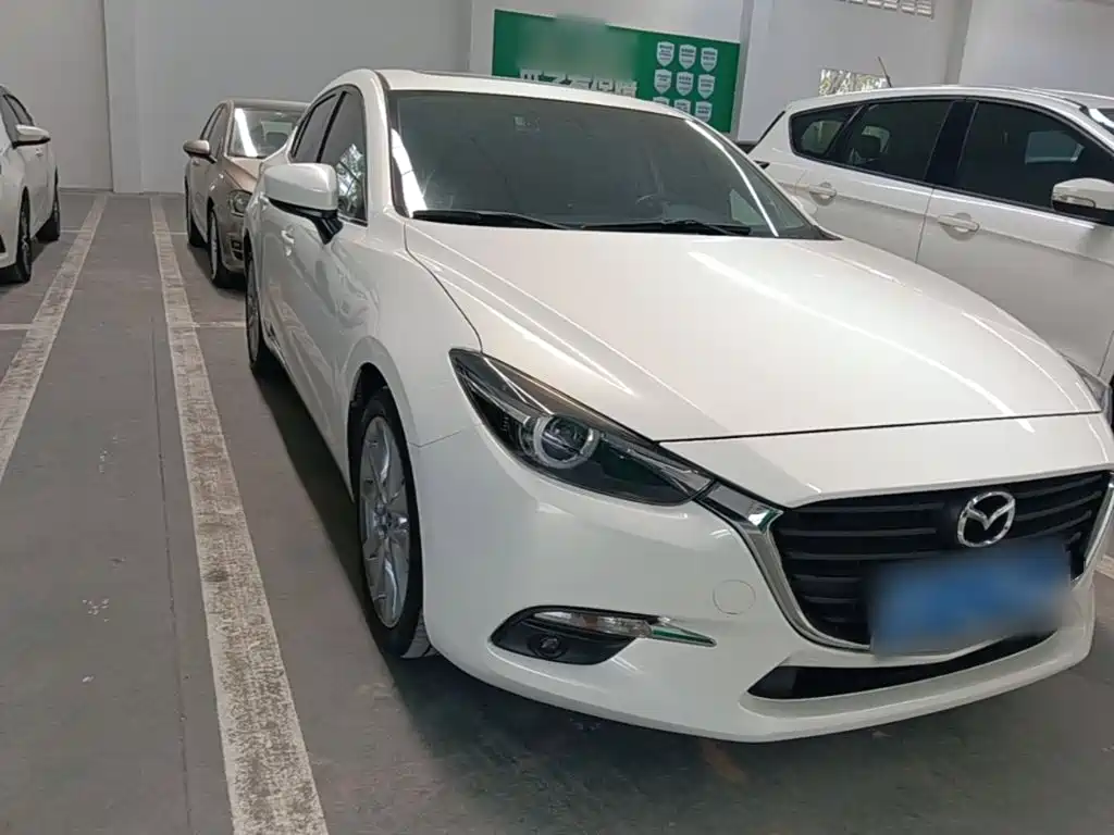 Mazda 3 Axela — фото 4