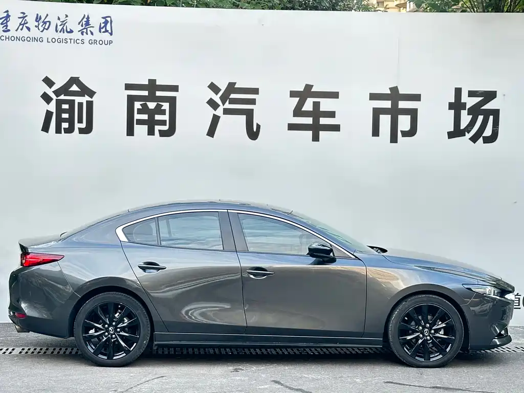 Mazda 3 Axela — фото 4