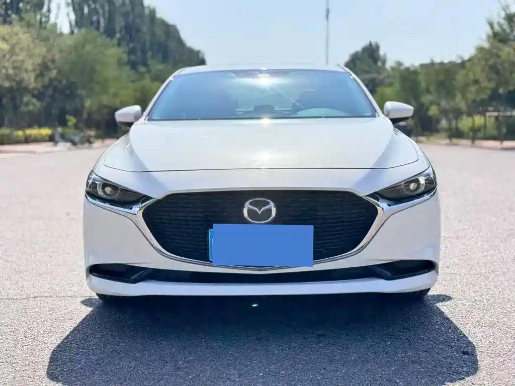 Mazda 3 Axela — фото 2