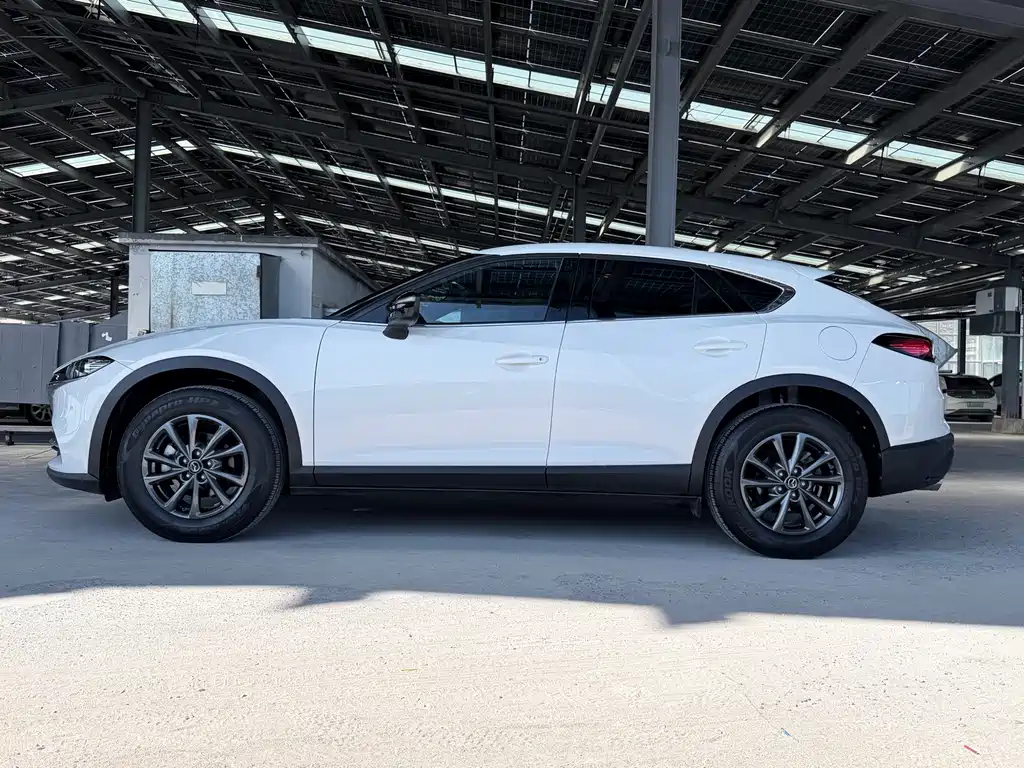 Mazda CX-4 — фото 3