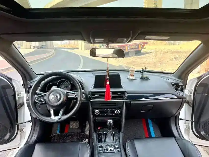 Mazda CX-4 — фото 6