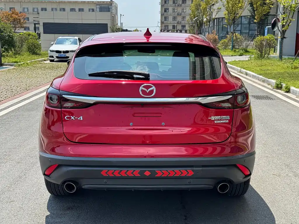 Mazda CX-4 — фото 5