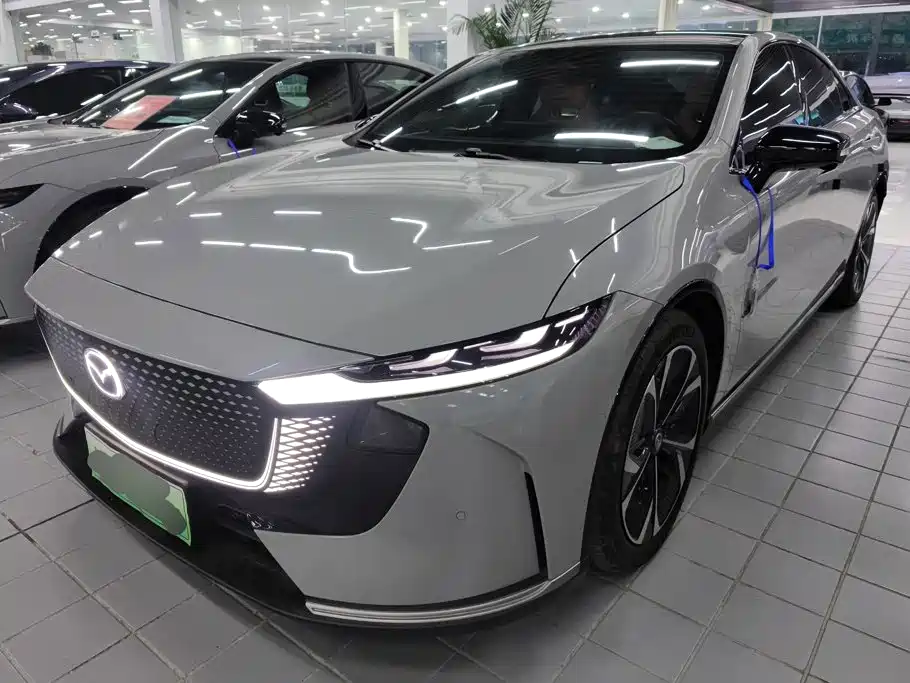 Mazda EZ-6