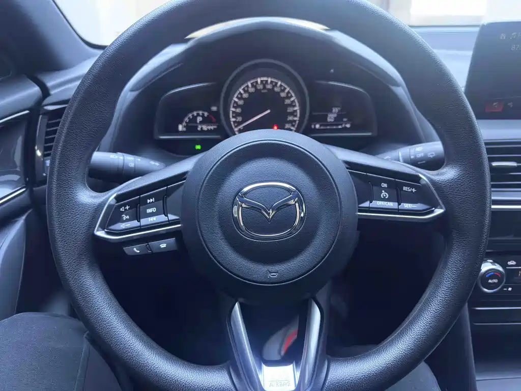 Mazda CX-4 — фото 9