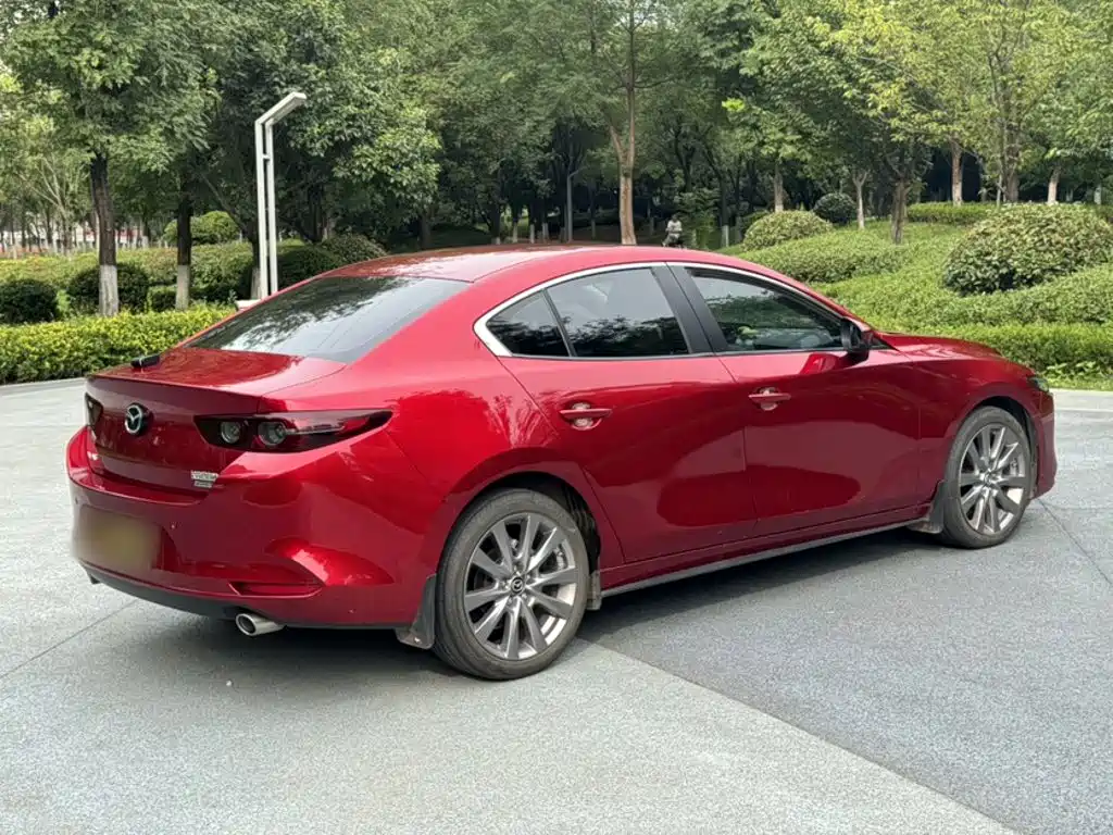 Mazda 3 Axela — фото 7