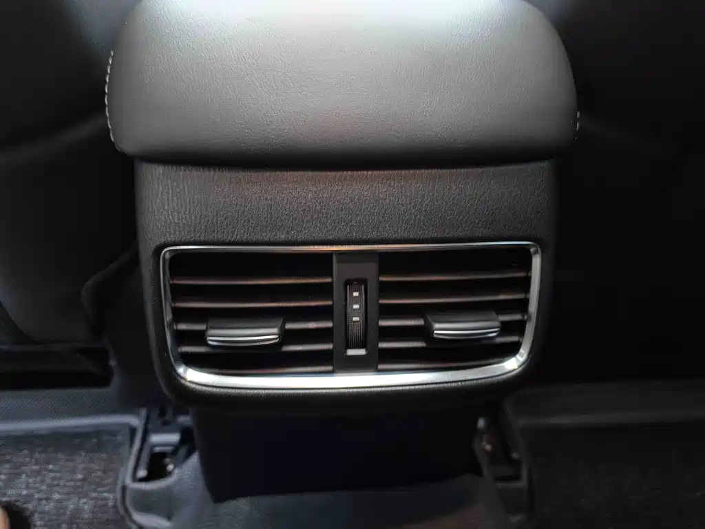 Mazda Atenza — фото 17