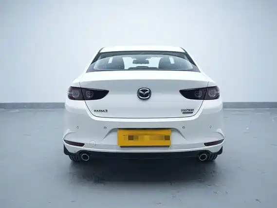 Mazda 3 Axela — фото 11