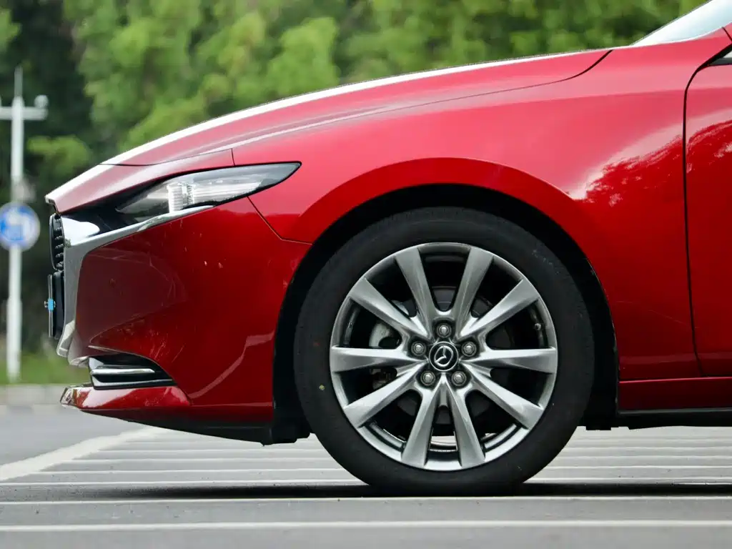 Mazda 3 Axela — фото 8