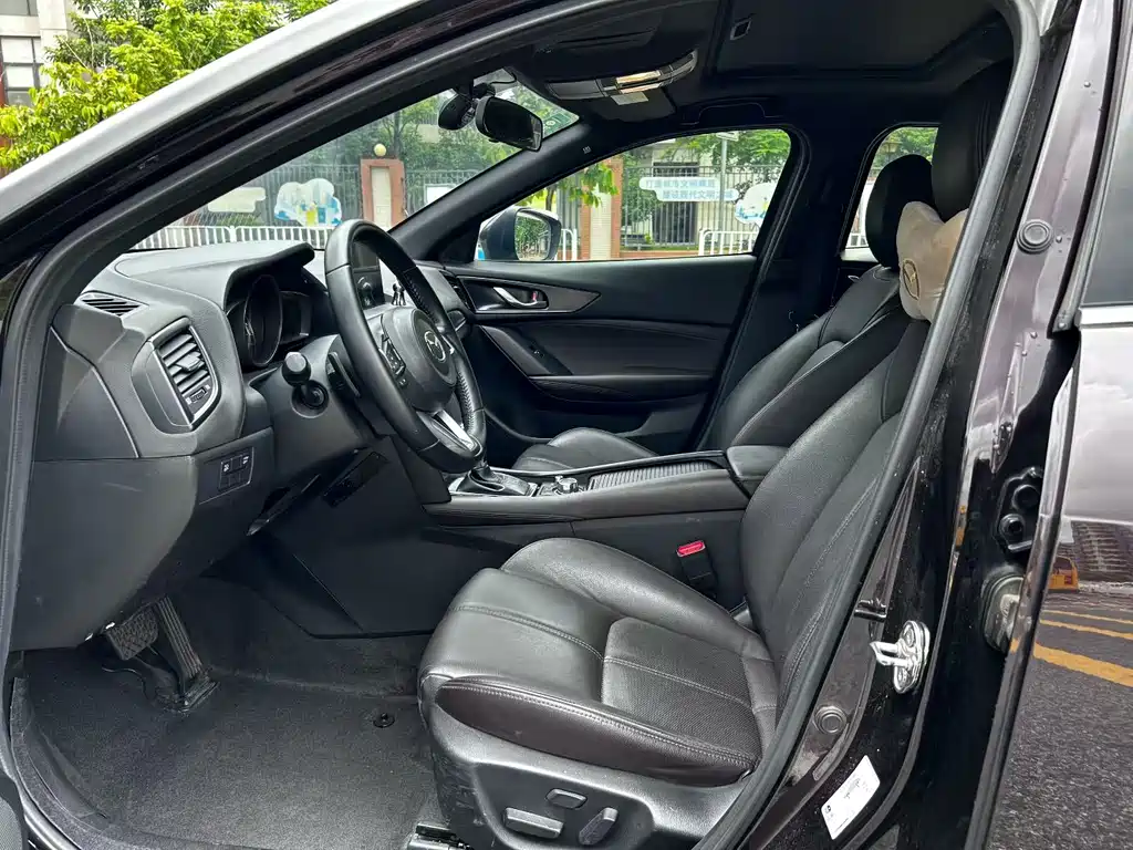 Mazda CX-4 — фото 4