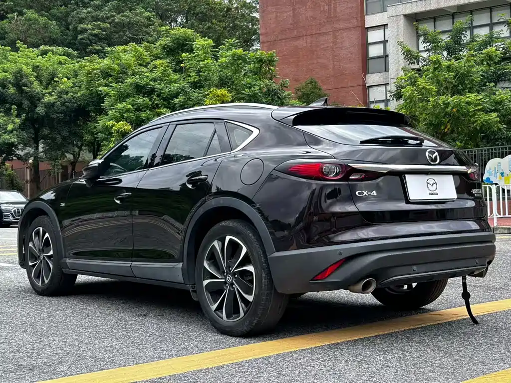 Mazda CX-4 — фото 7