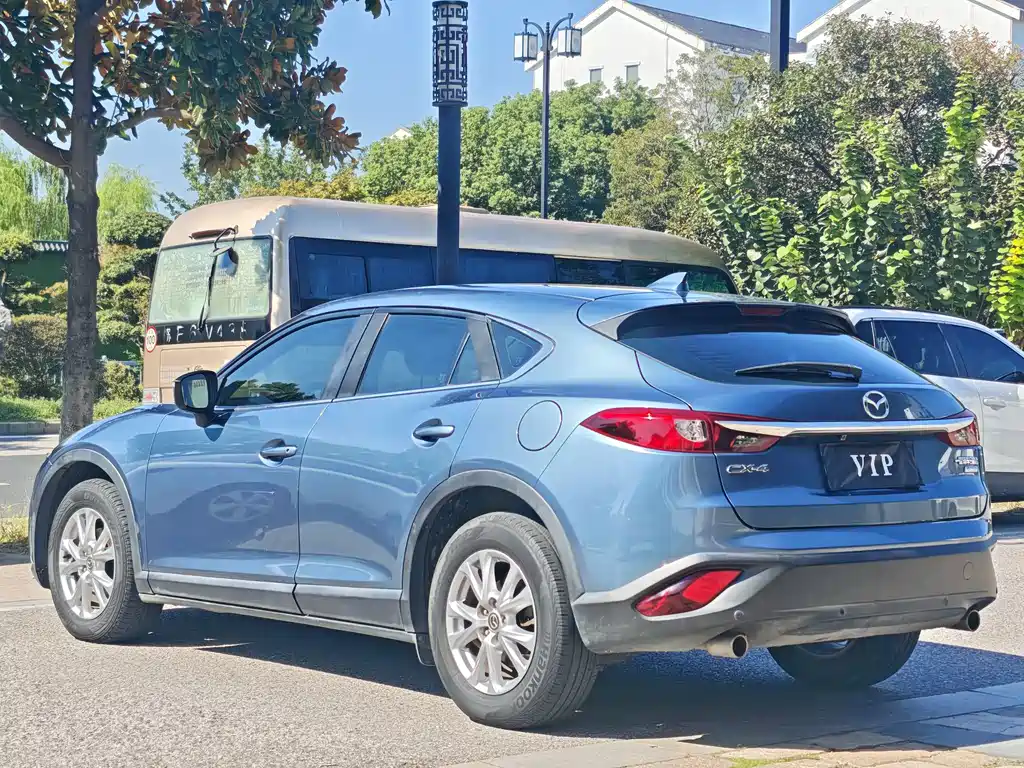 Mazda CX-4 — фото 6