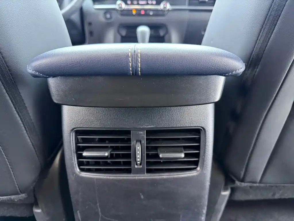Mazda CX-30 — фото 17