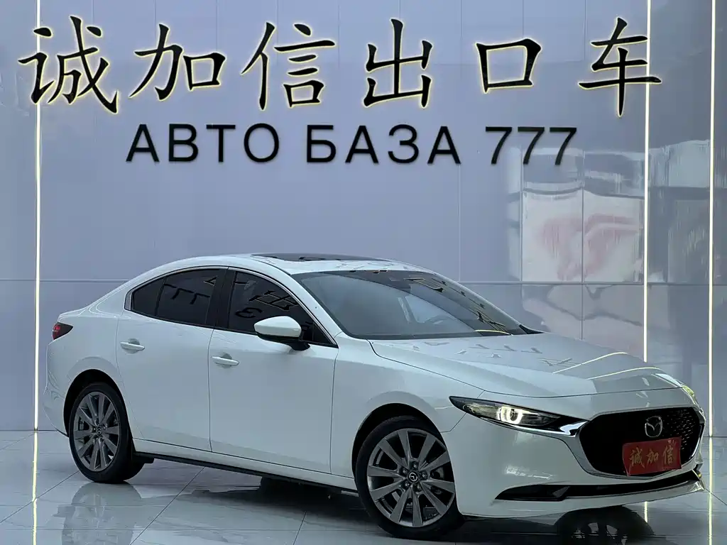 Mazda 3 Axela — фото 3