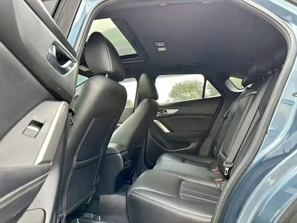 Mazda CX-4 — фото 9