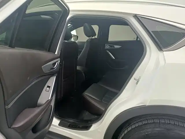 Mazda CX-4 — фото 9