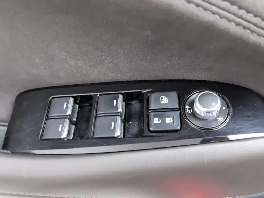Mazda Atenza — фото 9