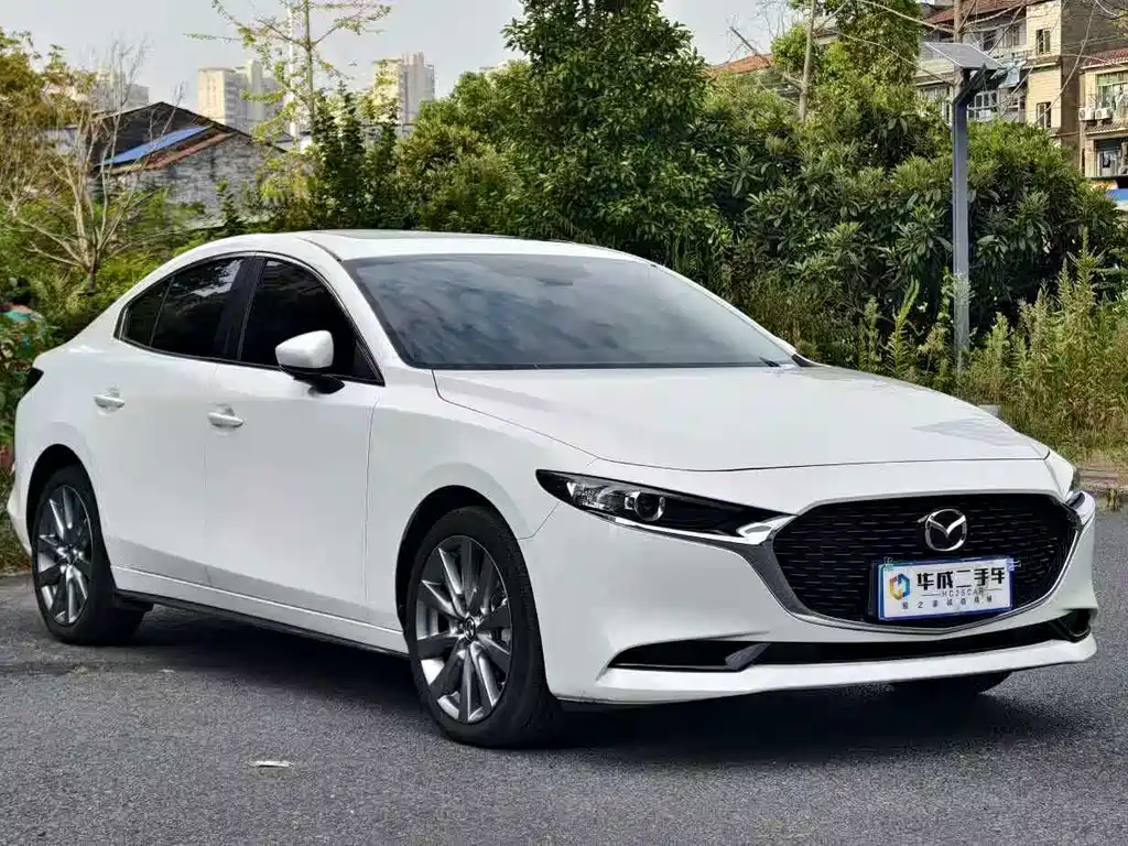Mazda 3 Axela — фото 3