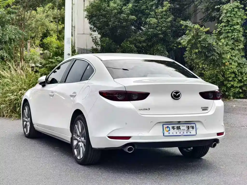 Mazda 3 Axela — фото 6