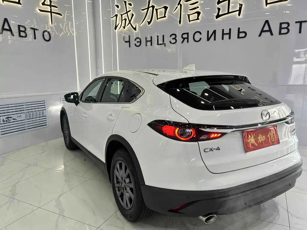 Mazda CX-4 — фото 6