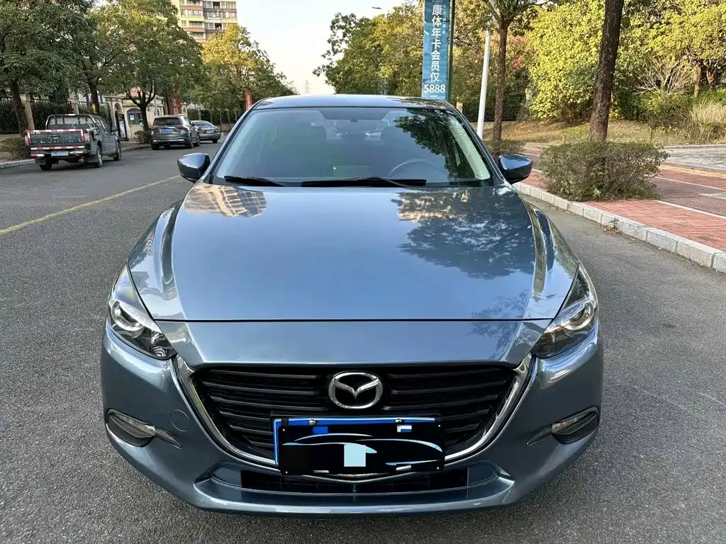Mazda 3 Axela — фото 2