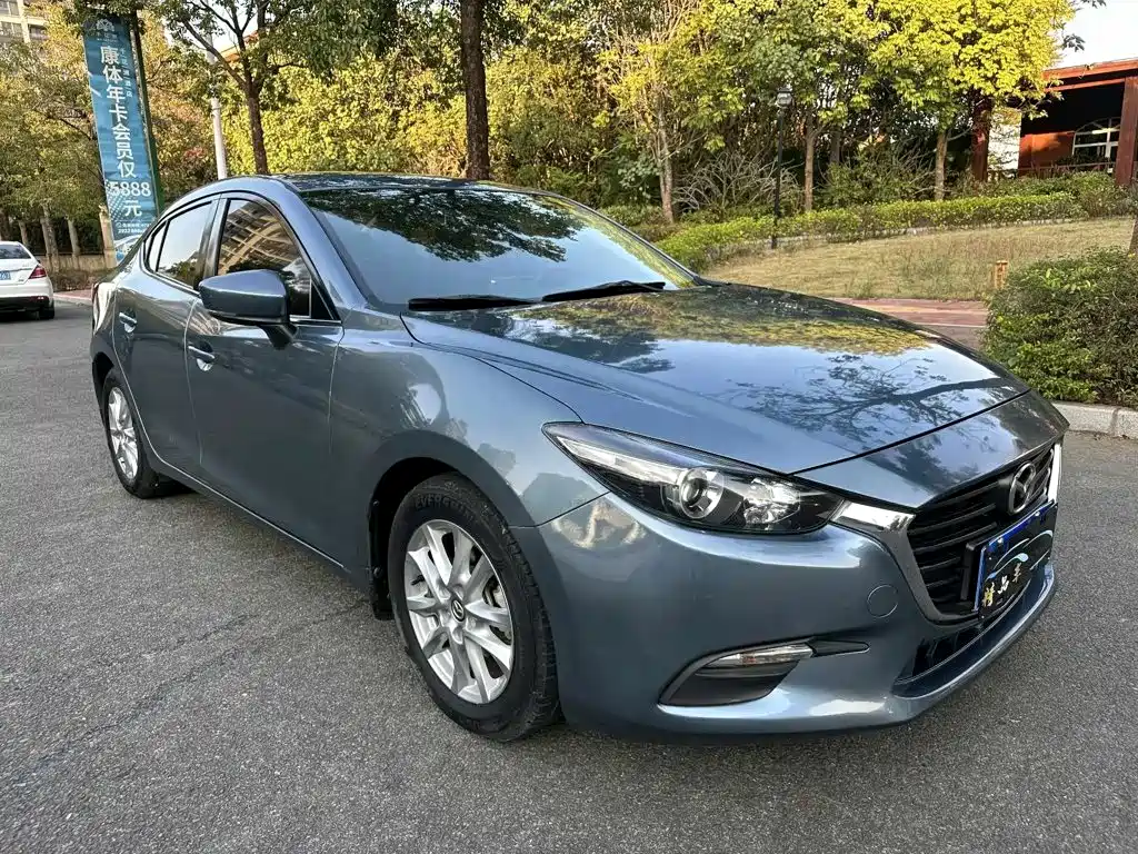 Mazda 3 Axela — фото 3