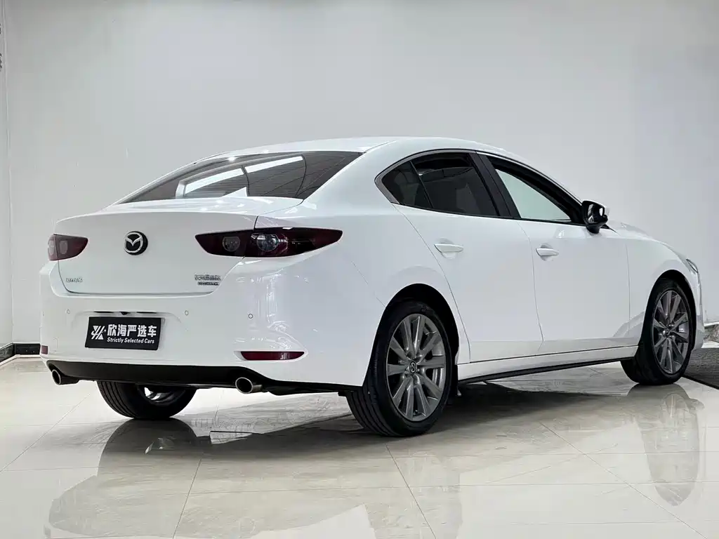 Mazda 3 Axela — фото 6
