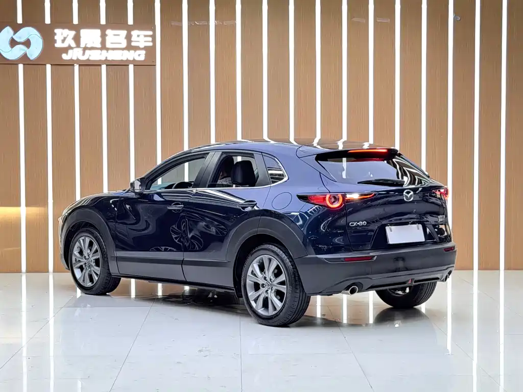 Mazda CX-30 — фото 4