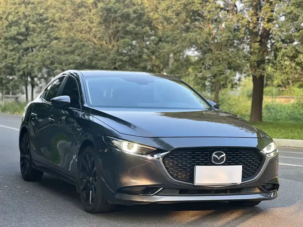 Mazda 3 Axela — фото 2