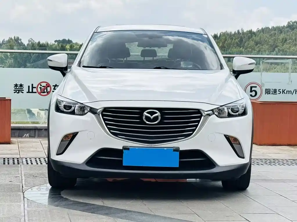 Mazda CX-3 — фото 2