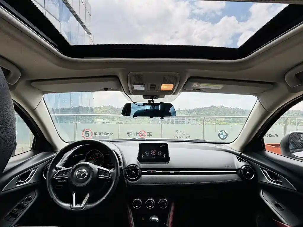Mazda CX-3 — фото 9