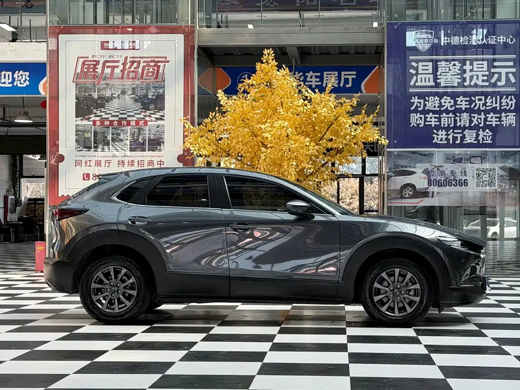 Mazda CX-30 — фото 4