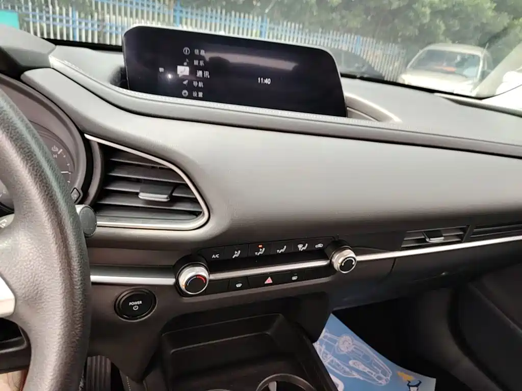 Mazda CX-30 EV — фото 13