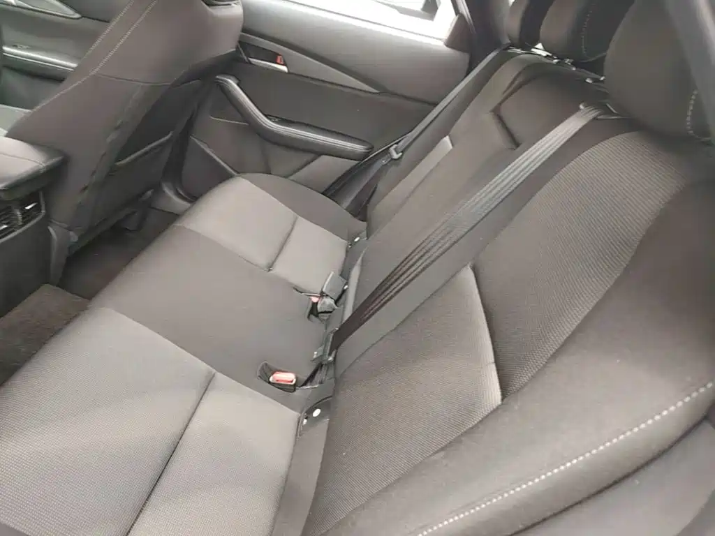 Mazda CX-30 EV — фото 17