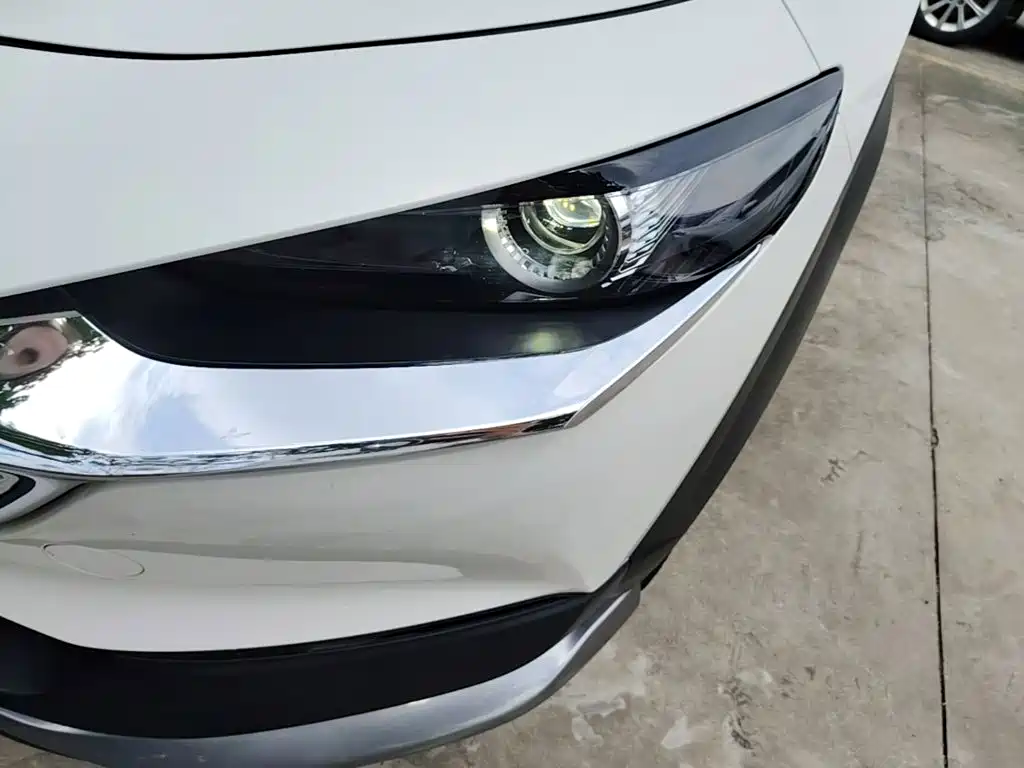 Mazda CX-30 EV — фото 24