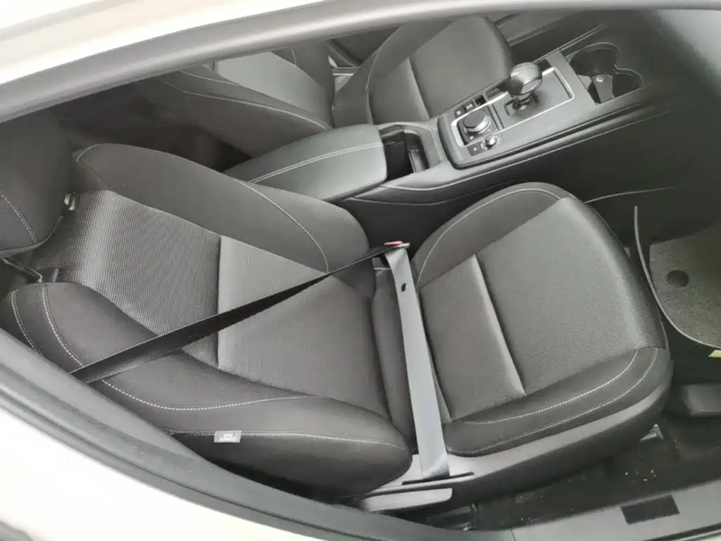 Mazda CX-30 EV — фото 25